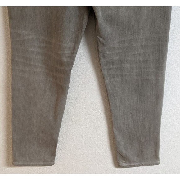 EILEEN FISHER Organic Cotton/Spandex Gray Wash Straight Leg Slim Jeans 12 - Picture 8 of 10